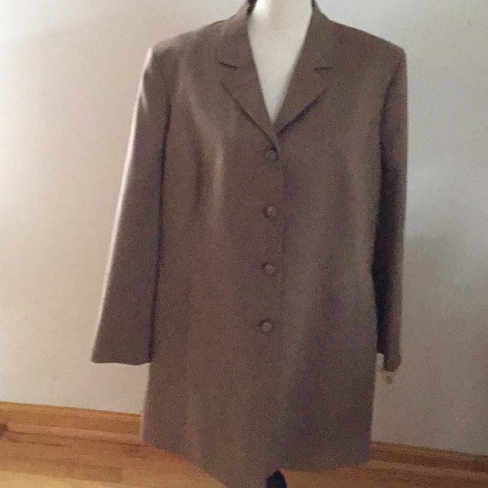 Midweight coat